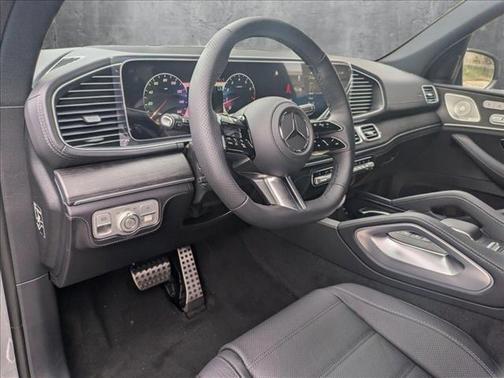 2025 Mercedes-Benz GLS 580 4MATIC