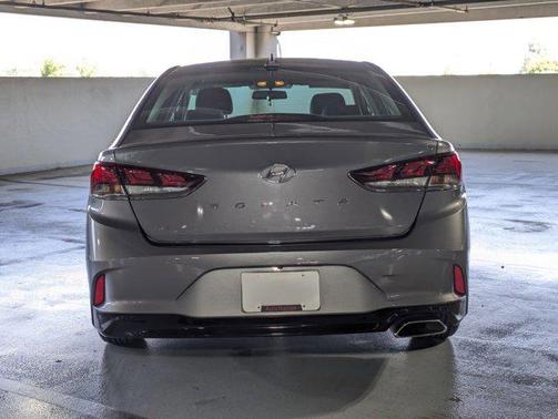 Machine Gray 2019 Hyundai SONATA SE