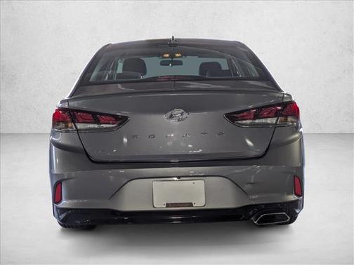 Machine Gray 2019 Hyundai SONATA SE