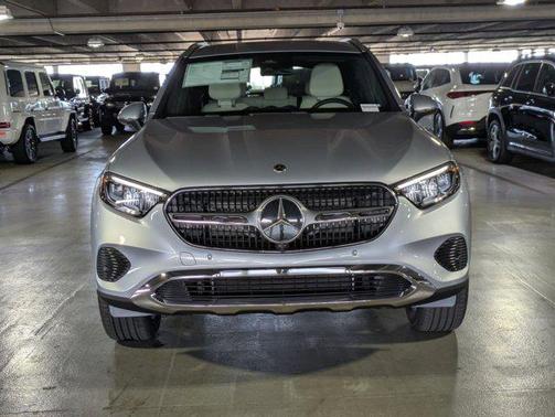 2026 Mercedes-Benz GLC 300 Base