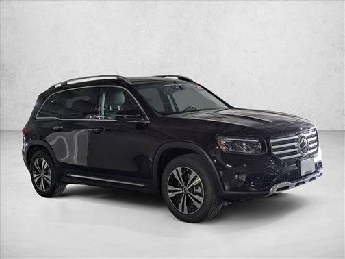 Night Black 2025 Mercedes-Benz GLB 250 4MATIC