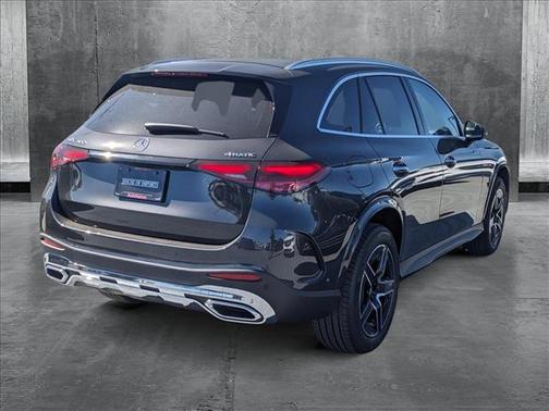 2025 Mercedes-Benz GLC 300 4MATIC