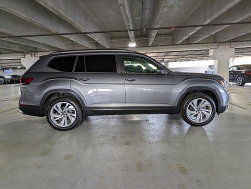 2021 Volkswagen Atlas 3.6L SE w/Technology