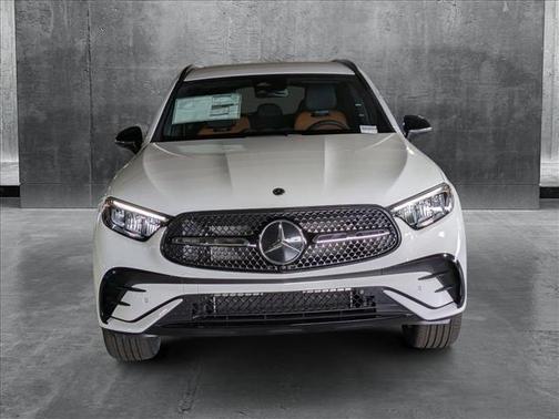 2025 Mercedes-Benz GLC 300 Base