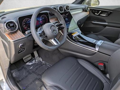 2026 Mercedes-Benz GLC 300 Base