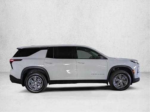 2024 Chevrolet Traverse LS