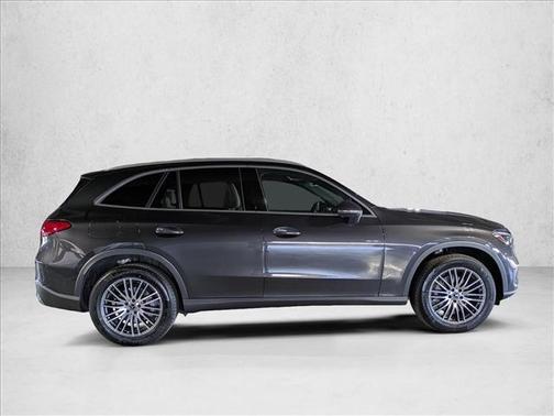 2025 Mercedes-Benz GLC 300 Base
