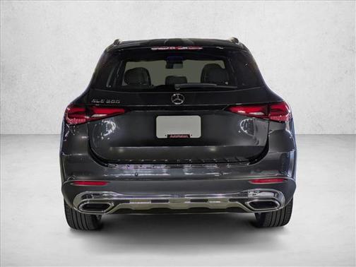 2025 Mercedes-Benz GLC 300 Base