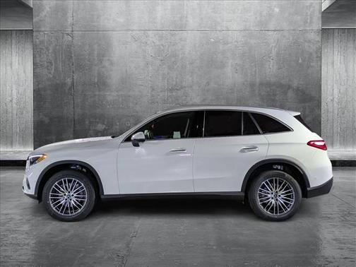 2025 Mercedes-Benz GLC 300 Base