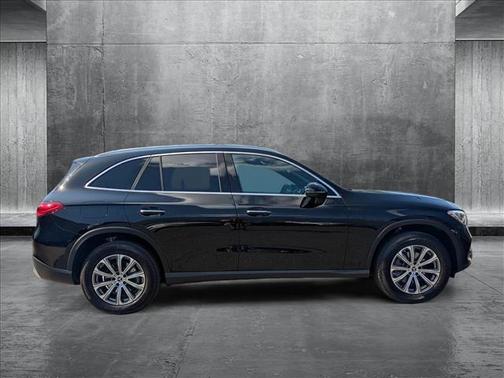 2024 Mercedes-Benz GLC 300 Base