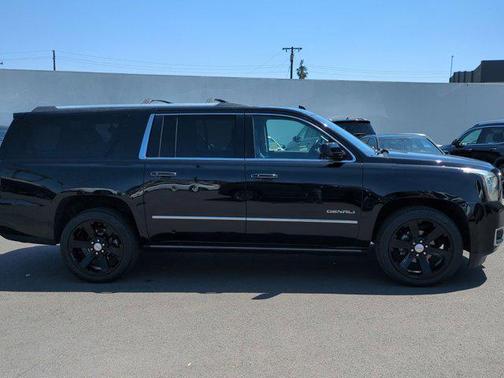 Onyx Black 2016 GMC Yukon XL Denali