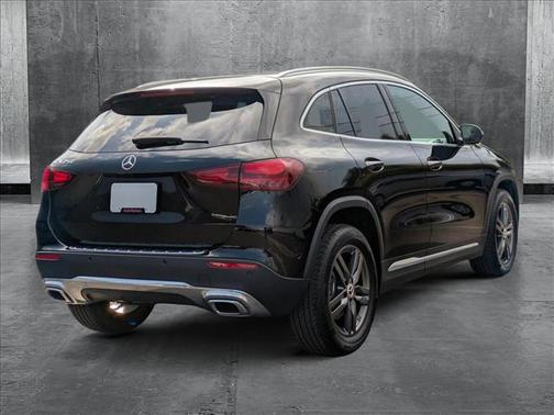 2025 Mercedes-Benz GLA 250 Base