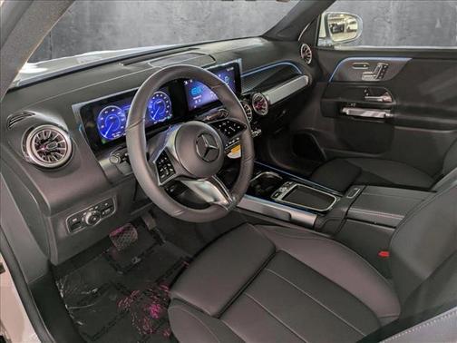 2025 Mercedes-Benz EQB 250 Base
