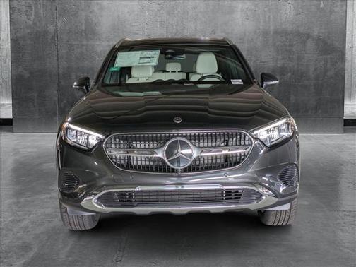 2025 Mercedes-Benz GLC 350e Base
