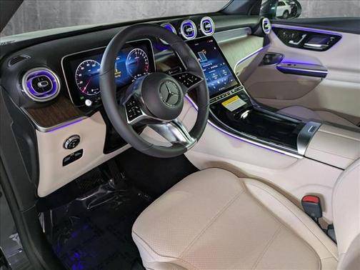2025 Mercedes-Benz GLC 350e Base