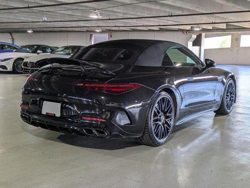 2022 Mercedes-Benz AMG SL 63 Base