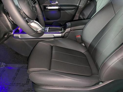 2025 Mercedes-Benz GLB 250 Base