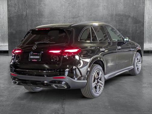 2025 Mercedes-Benz GLC 300 Base