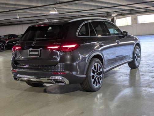 2025 Mercedes-Benz GLC 350e Base