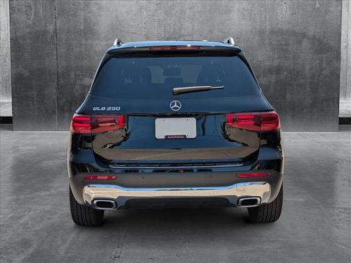 2025 Mercedes-Benz GLB 250 Base