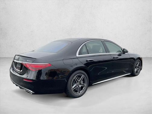 Obsidian Black Metallic 2026 Mercedes-Benz S-Class 4MATIC