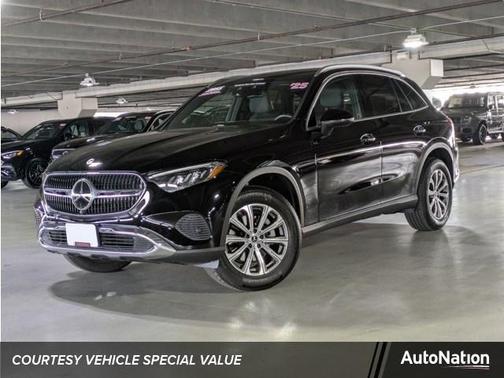 2025 Mercedes-Benz GLC 300 Base