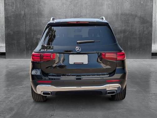 2025 Mercedes-Benz GLB 250 Base