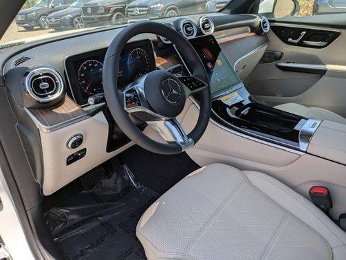 2025 Mercedes-Benz GLC 350e Base