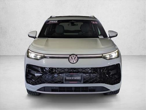 Opal White Pearl 2025 Volkswagen Tiguan 2.0T SEL R-Line 4MOTION