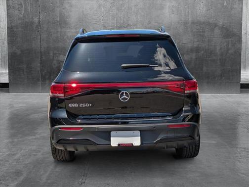2023 Mercedes-Benz EQB 250 Base