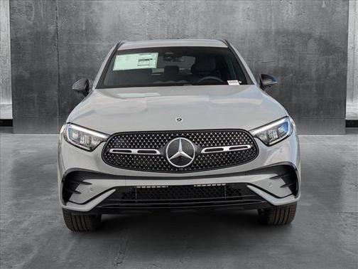 2025 Mercedes-Benz GLC 300 Base