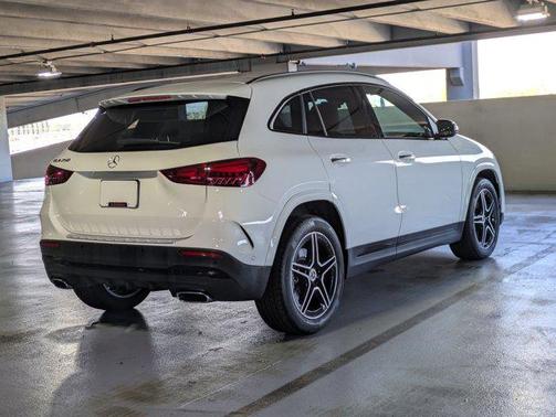 2024 Mercedes-Benz GLA 250 Base