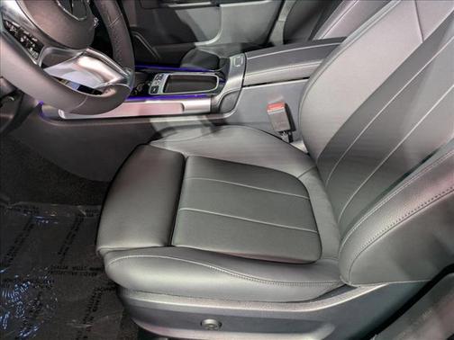 2025 Mercedes-Benz GLB 250 Base