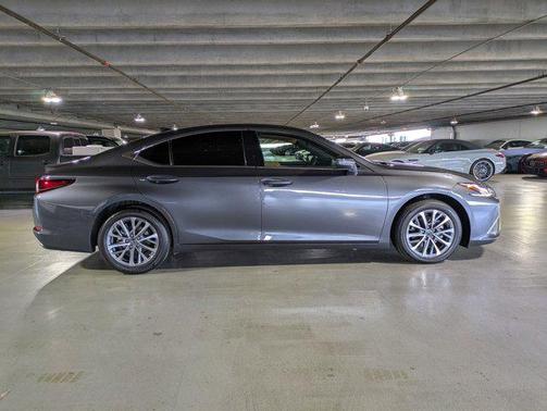 Cloudburst Gray 2025 Lexus ES 350 Base