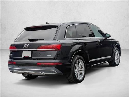 2021 Audi Q7 45 Premium