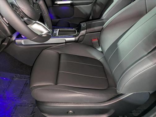 2025 Mercedes-Benz GLB 250 4MATIC