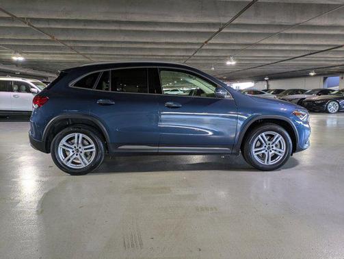 2023 Mercedes-Benz GLA 250 Base