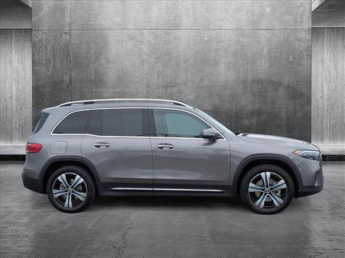 2023 Mercedes-Benz EQB 300 4MATIC