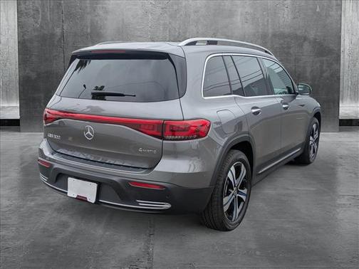 2023 Mercedes-Benz EQB 300 4MATIC