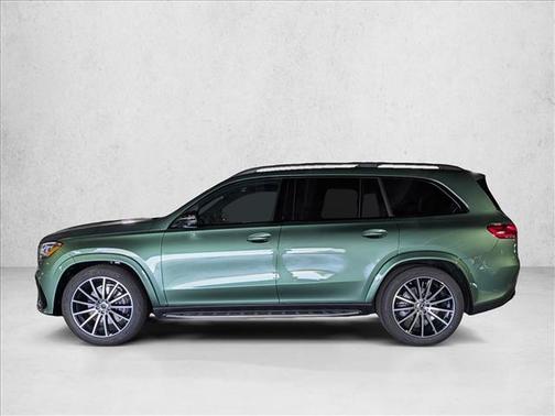 MANUFAKTUR Ireland Mid Green Metallic 2026 Mercedes-Benz GLS 450 4MATIC