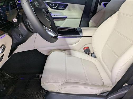 2025 Mercedes-Benz GLC 350e Base
