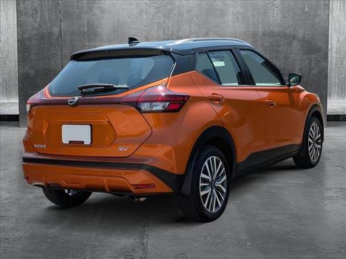 2023 Nissan Kicks SV
