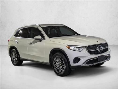 2025 Mercedes-Benz GLC 300 4MATIC