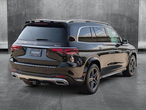 2025 Mercedes-Benz GLS 450 4MATIC
