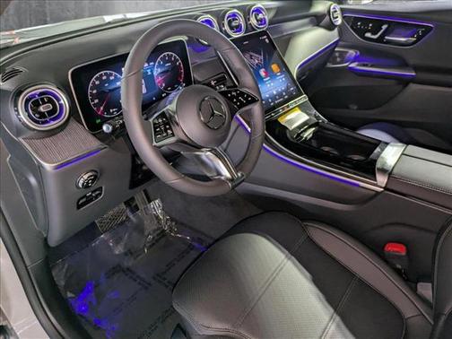 2025 Mercedes-Benz GLC 300 Base