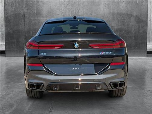2025 BMW X6 M60i