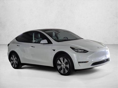 Pearl White Multi- 2023 Tesla Model Y Long Range Dual Motor All-Wheel Drive