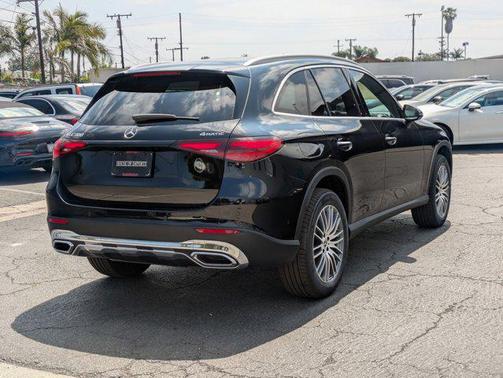 2025 Mercedes-Benz GLC 300 4MATIC