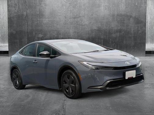 2023 Toyota Prius LE