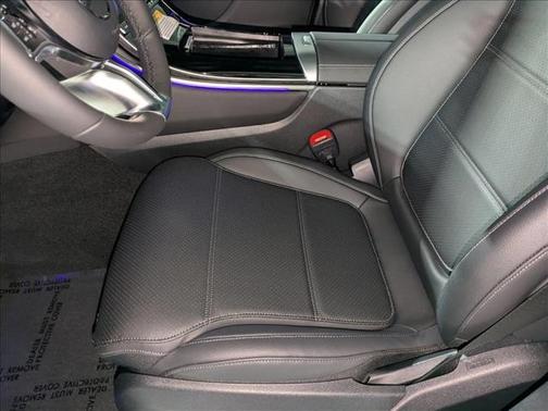 2026 Mercedes-Benz GLC 300 Base